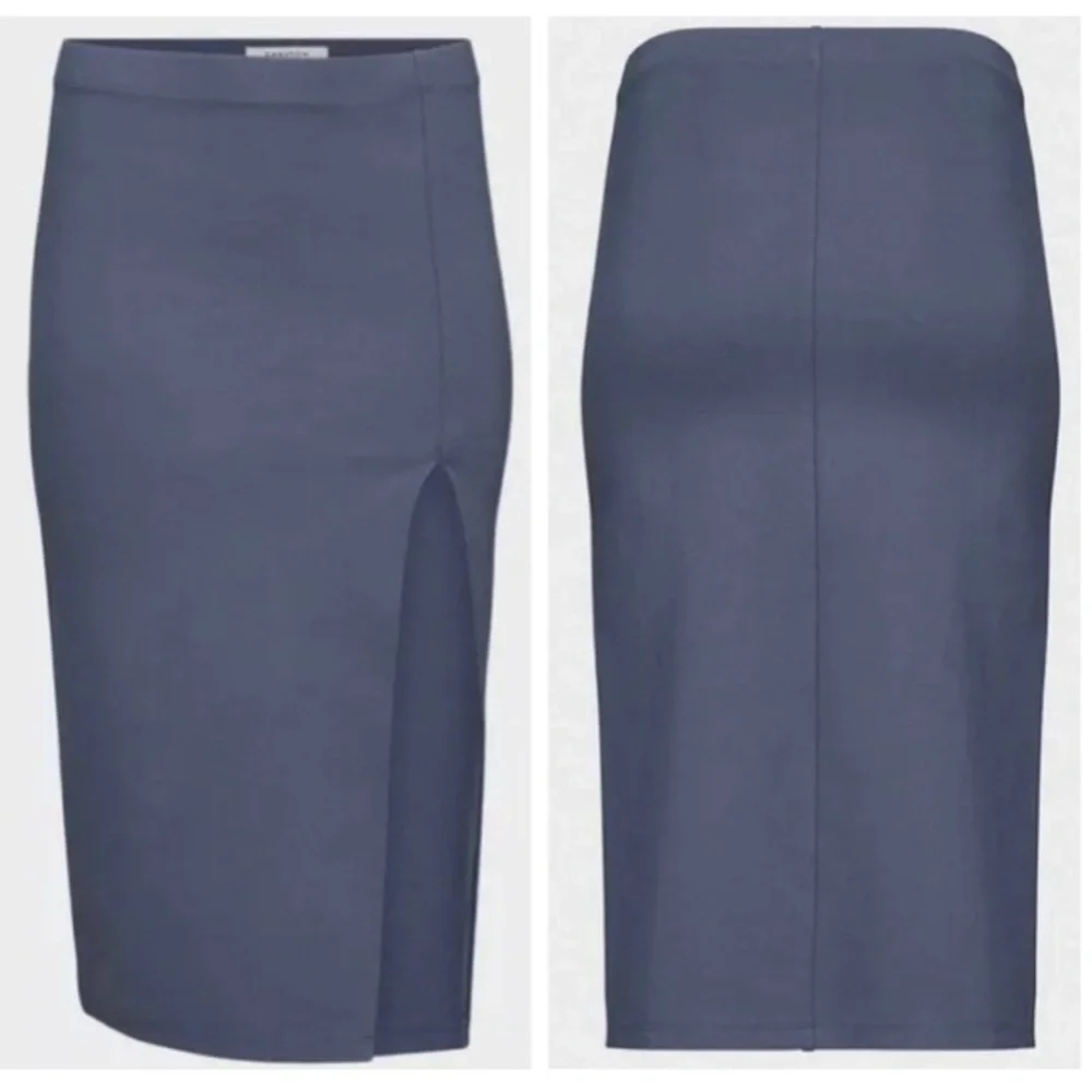 Aritzia Babaton Pencil Slit Pull-On Midi Skirt in Dive Blue Size 4